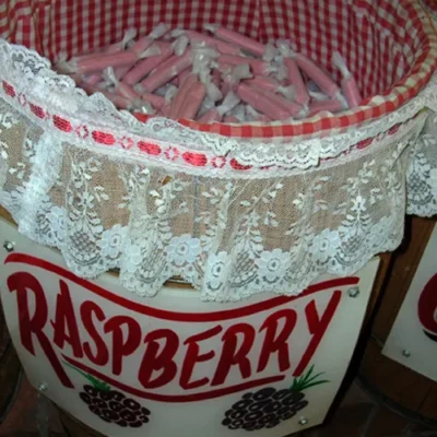 Raspberry Taffy